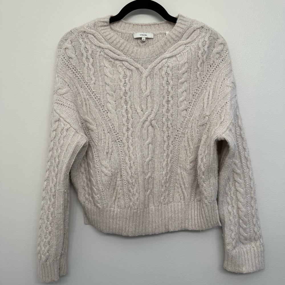 Vince Merino wool Cable Knit crewneck Sweater